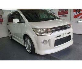 MITSUBISHI DELICA D5 2.4 AUTO PETROL 4X4 7 SEATS FRESH JAPANESE IMPORT 20 ALLOY