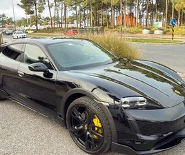 PORSCHE TAYCAN CROSS TURISMO 4