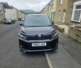 TOYOTA, NOAH VOXY HYBRID ZWR80 AU, 2014, 1790 (CC)