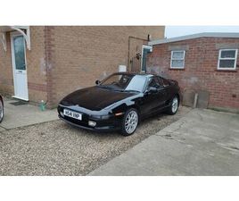 1991 TOYOTA MR2 NOIR AUTOMATIQUE, 5 VITESSES CONDUITE À D...