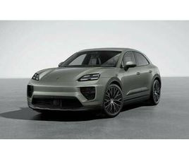 PORSCHE MACAN 4
