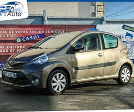 TOYOTA AYGO (3) 1.0 VVT-I DYNAMIC 5P BVA5 - 30 313 KM