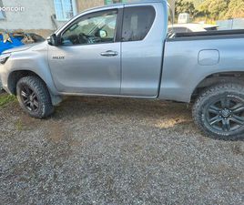 TOYOTA HILUX LÉGENDE 2L8