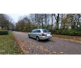 TOYOTA AVENSIS 177PS