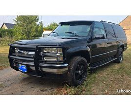 CHEVROLET SUBURBAN V8 5.7L 8 PLACES ECHANGE POSSIBLE CONTRE MATERIEL TP OU CAMION BENNE