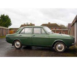 1968 HILLMAN ‘NEW MINX’ DE-LUXE À VENDRE PAR ENCHÈRE