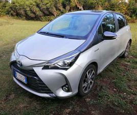 TOYOTA YARIS YARIS HYBRID BITONE Y20 SENZA BATTERIA