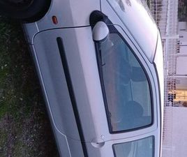 RENAULT TWINGO 2400