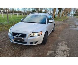VOLVO V50 D2