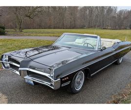 SINGLE-FAMILY-OWNED 1967 PONTIAC BONNEVILLE CONVERTIBLE 4-SPEED