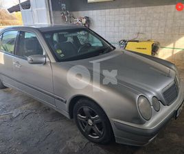 MERCEDES-BENZ E 220
