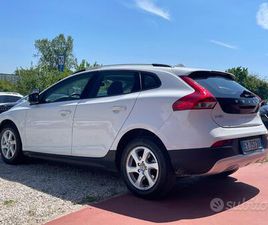 VOLVO V40 CROSS COUNTRY 1.6 DIESEL - NEOPATENTATI