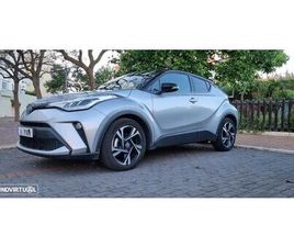 TOYOTA C-HR 2.0 HYBRID SQUARE COLLECTION