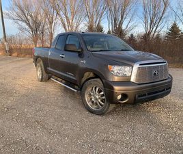 TOYOTA TUNDRA SR5 2011