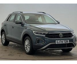VOLKSWAGEN T-ROC - 1.5 TSI LIFE 5DR