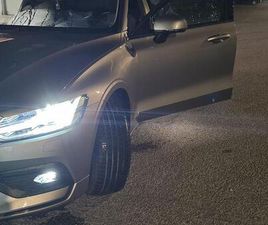 VOLVO V60 D3 VOLVO V60