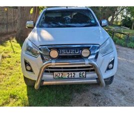 2017 ISUZU KB 300 D-TEQ LX DOUBLE-CAB