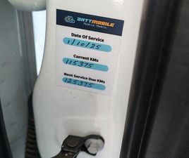 FORD ESCAPE LADY DRIVEN ORIGINAL MILEAGE FULL SERVICE HISTORY