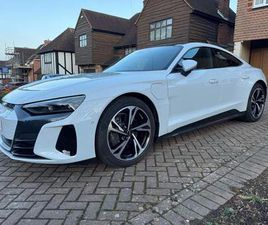 93.4KWH SALOON 4DR ELECTRIC AUTO QUATTRO (476 PS) COMFORT & SOUND & LEATHER-FREE & TOUR PACK