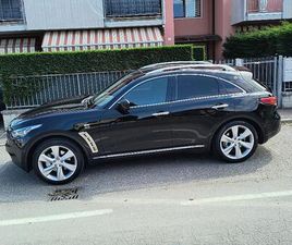 INFINITI -FX-30 -4X4