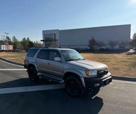 USED 2002 TOYOTA 4RUNNER SR5