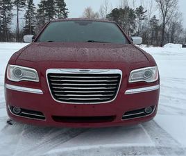 2012 CHRYSLER 300C V8