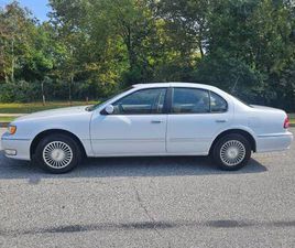 1998 INFINITI I30... 124K.. VERY CLEAN CAR!!