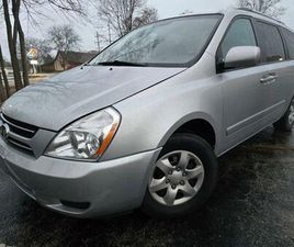USED 2010 KIA SEDONA LX