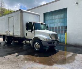 INTERNATIONAL BOX TRUCK