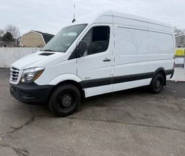 2014 FREIGHTLINER SPRINTER - WE FINANCE EVERYONE