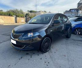 YPSILON III 2021 1.0 FIREFLY HYBRID SILVER S