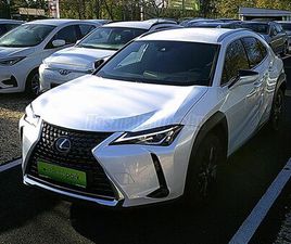 LEXUS UX 200 COMFORT TOP CVT LED-NAVI-Ü.RIASZT-TÁVTARTÓ-2 GARNITÚRA GUMI!