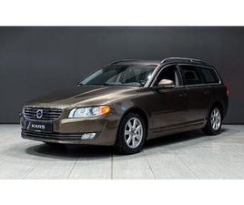 VOLVO V70 D2 D2 114HK /SKINN /XENON /DAB /VOC /PARKVARMER /PÅKOSTET!