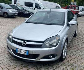 ASTRA III 2004 TWINTOP TWINTOP 1.9 CDTI COSMO 6M