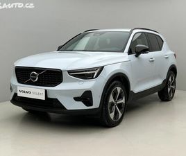 VOLVO XC40 B3 PLUS DARK AUT CZ