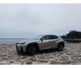 LEXUS UX 250H SPORT (ECRÃ 12.3)