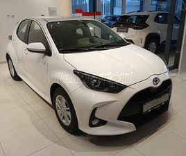 TOYOTA YARIS 1.5 HYBRID COMFORT E-CVT AJÁNDÉK TÉLI KERÉK SZETTEL