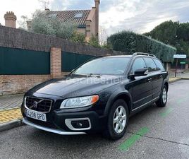 VOLVO XC70 2.4 D5 AWD MOMENTUM AUTO