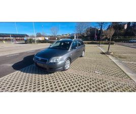 TOYOTA AVENSIS 2.2 D4D STATION CON GANCIO TRAINO