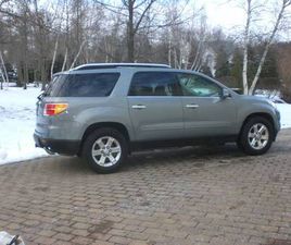 2007 SATURN OUTLOOK 7 PASSENGER