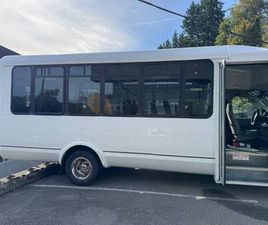 2006 24 PASSENGER BUS