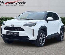 TOYOTA YARIS CROSS ELAGANT PANOROOF CAM GPS SENS V A