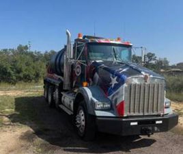 2002 KENWORTH T800 SEPTIC VAC TRUCK