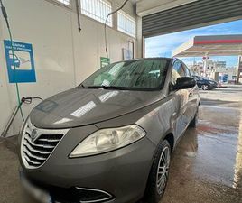 LANCIA YPSILON LANCIA YPSILON 1.2L 2012 EXCELLENT ÉTAT