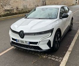 RENAULT MÉGANE EV40