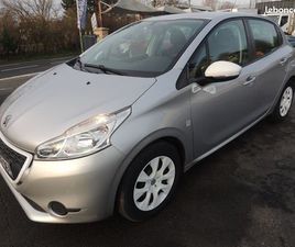 PEUGEOT 208 208 1.0 VTI LIKE 5P 40000KMS CLIM