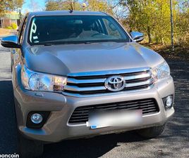 JE VENDS MON TOYOTA HILUX LÉGENDE DE 2018