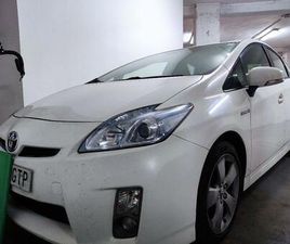 TOYOTA - PRIUS