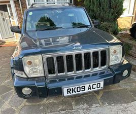 JEEP COMMANDER 5.7 V8 LIMITED 4X4 5DR