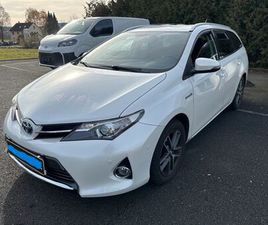 TOYOTA AURIS TOURING SPORTS HYBRID EDIT KAMERA SHZ 8FA